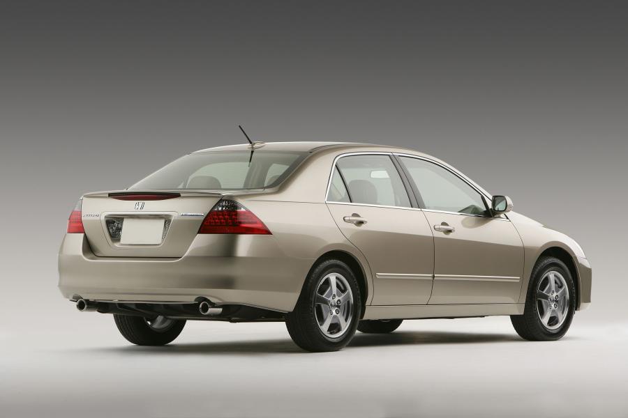  Honda Accord Hybrid America 2005 года  (фото 5 из 69)